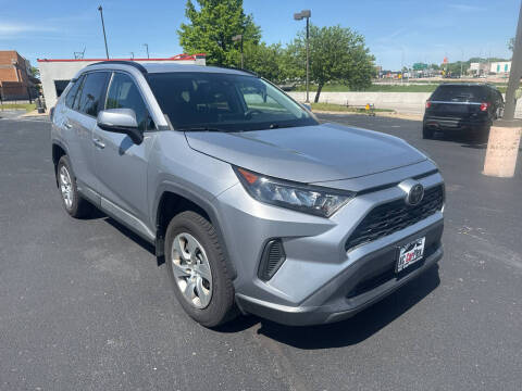 2020 Toyota RAV4 LE