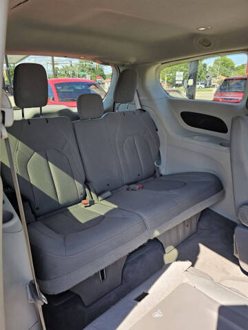 2017 Chrysler Pacifica Touring