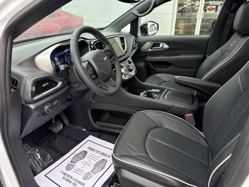 2024 Chrysler Pacifica Limited