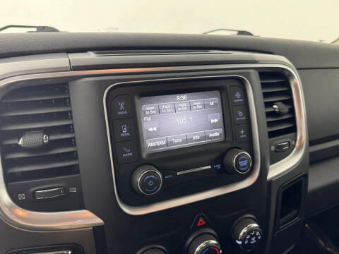 2024 RAM 1500 Classic SLT