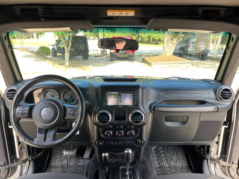 2017 Jeep Wrangler Willys Wheeler