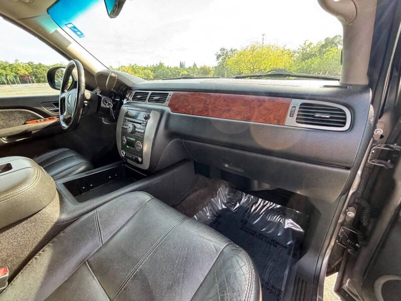 2013 GMC Yukon XL SLT