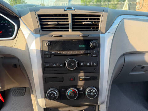 2011 Chevrolet Traverse LS
