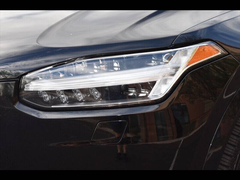 2017 Volvo XC90 T8 eAWD Inscription