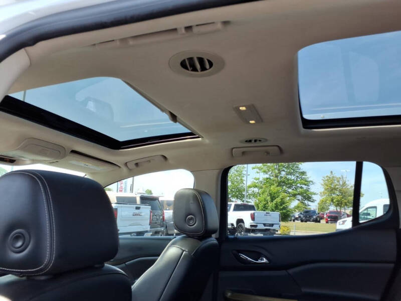 2017 GMC Acadia Denali
