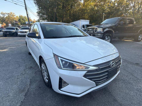 2019 Hyundai Elantra for sale at Friendly Auto Gallery in Cumming GA