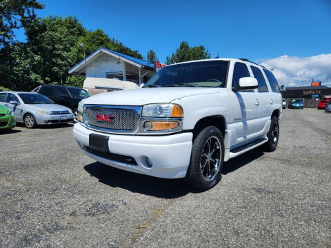 2005 GMC Yukon for sale at Leavitt Auto Sales and Used Car City in Everett WA