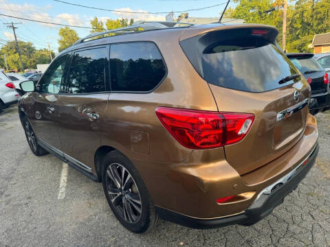 2017 Nissan Pathfinder Platinum