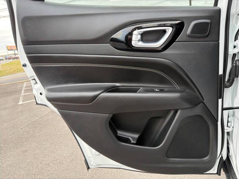 2022 Jeep Compass Altitude