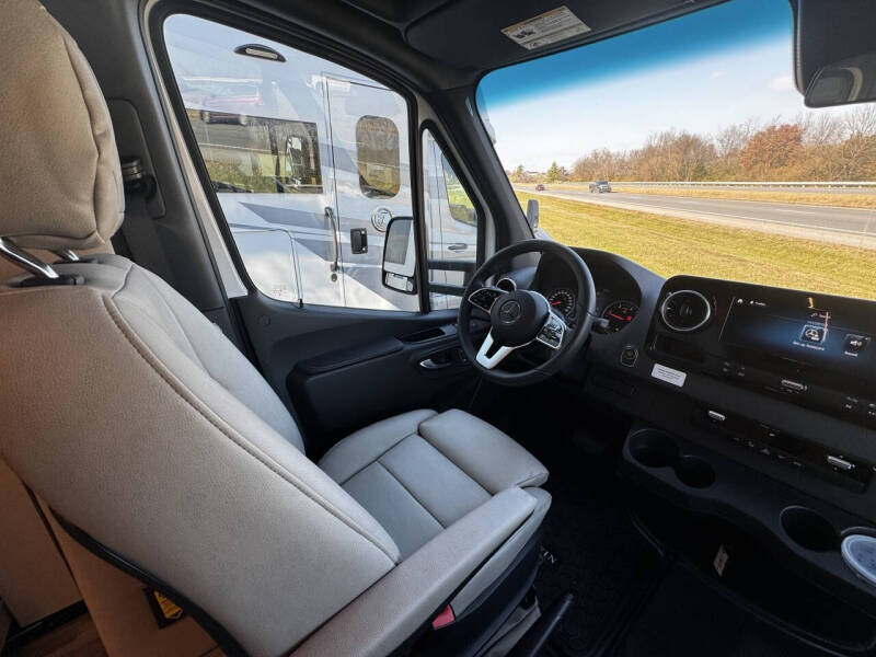 2026 Tiffin Wayfarer