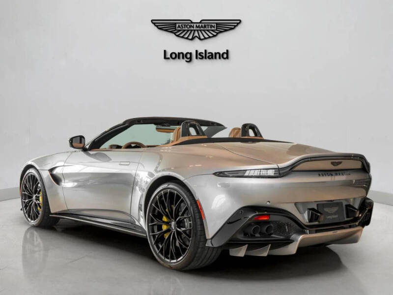 2023 Aston Martin Vantage