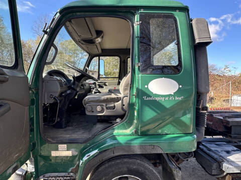 2001 UD Trucks UD2300