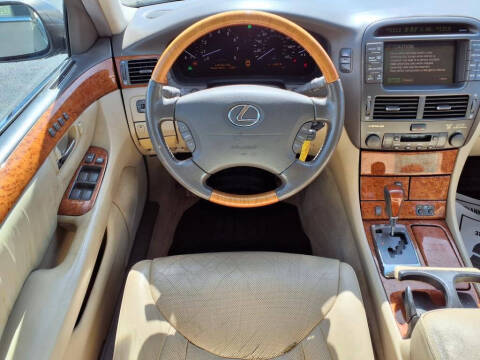 2005 Lexus LS 430