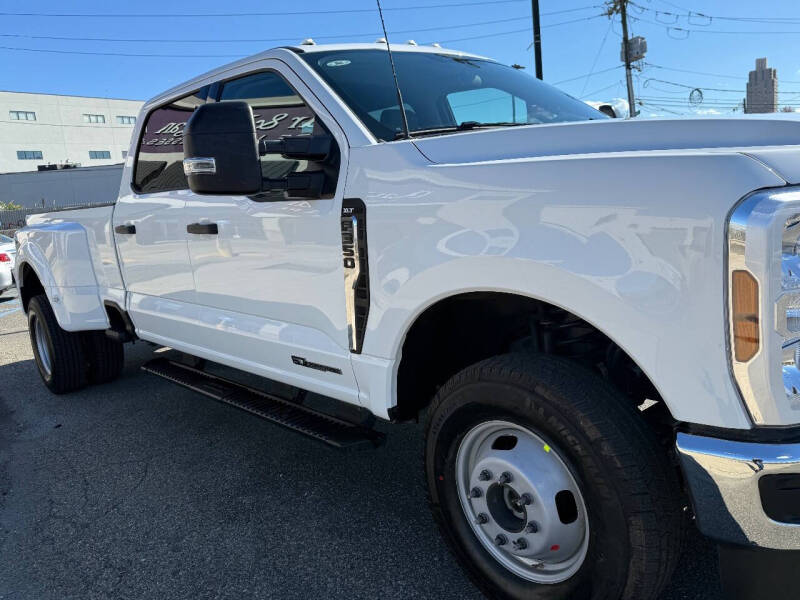 2025 Ford F-350 Super Duty XLT
