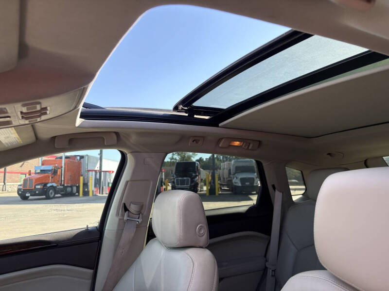 2011 Cadillac SRX Luxury Collection