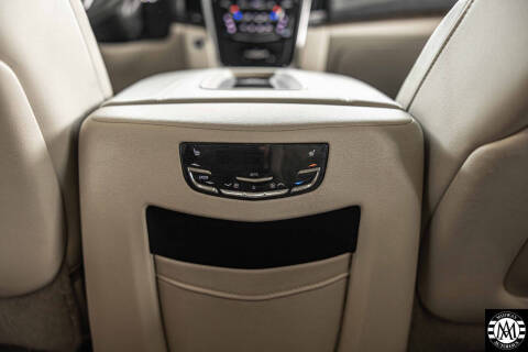 2018 Cadillac Escalade ESV Luxury