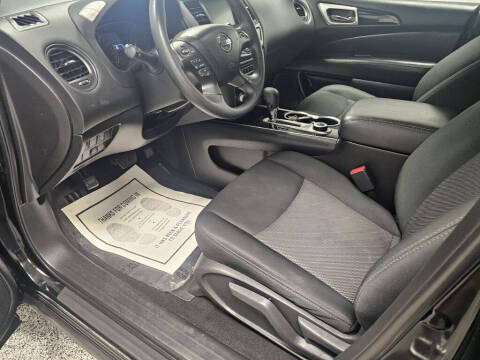 2020 Nissan Pathfinder S