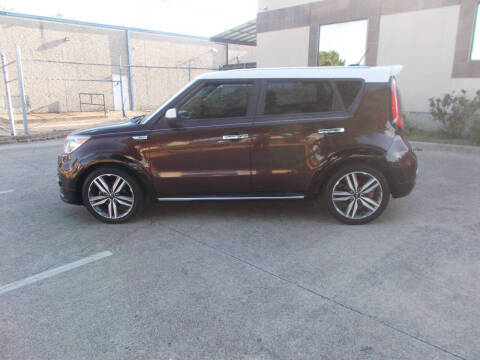 2017 Kia Soul +