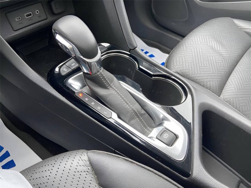 2022 Buick Encore GX Essence