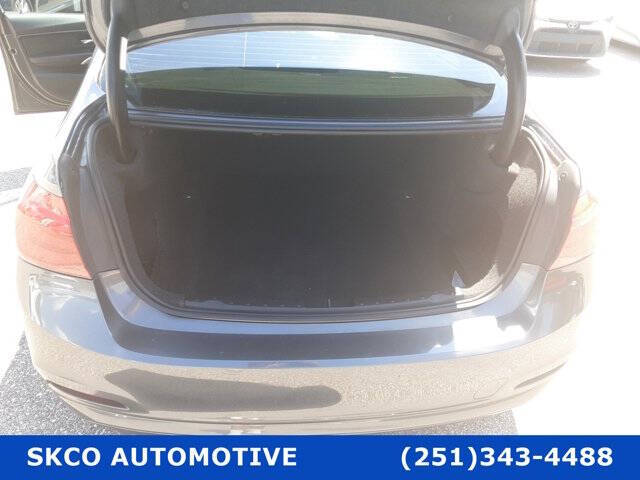 2018 BMW 3 Series 320i