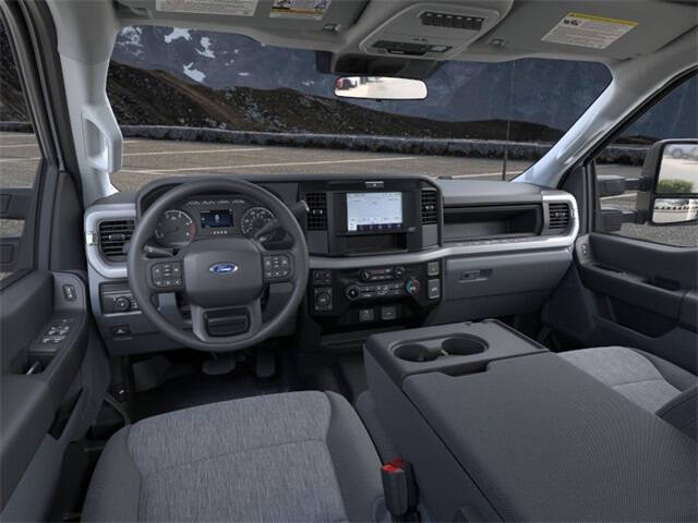 2026 Ford F-350 Super Duty XL