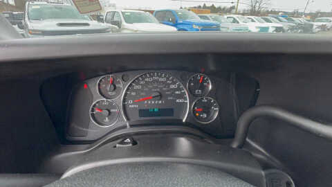 2025 Chevrolet Express 2500