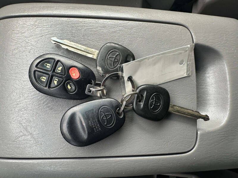 2010 Toyota Sienna XLE