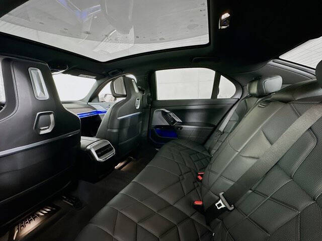 2023 BMW 7 Series 760i xDrive