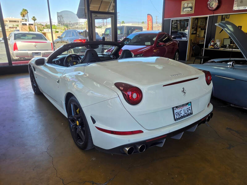 2017 Ferrari California T