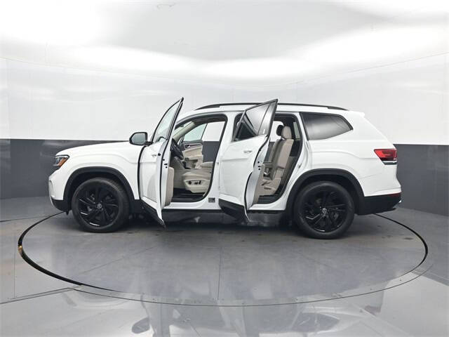 2022 Volkswagen Atlas SE