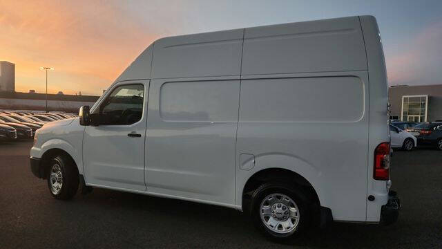 2016 Nissan NV