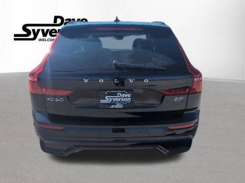 2023 Volvo XC60 B5 Plus Dark Theme