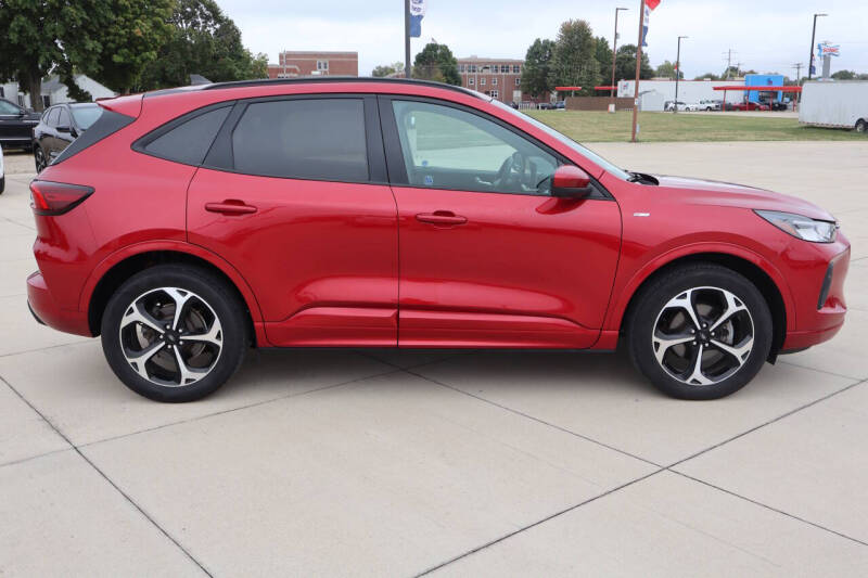 2023 Ford Escape ST-Line Select