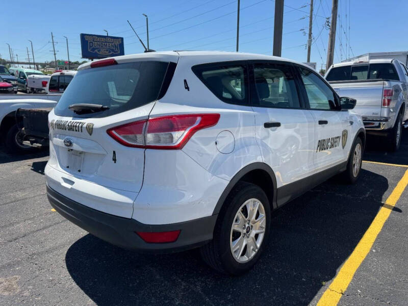 2016 Ford Escape S