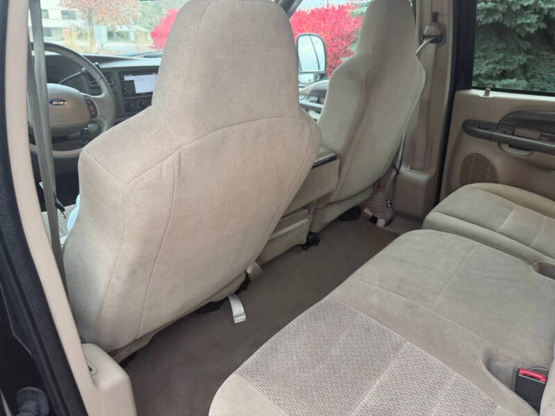 2003 Ford Excursion XLT