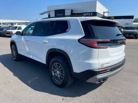 2025 GMC Acadia Elevation