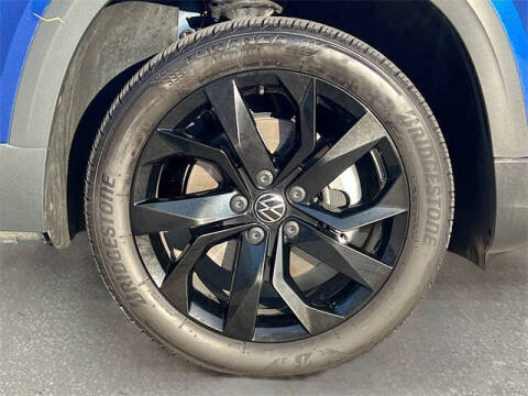 2022 Volkswagen Taos SE