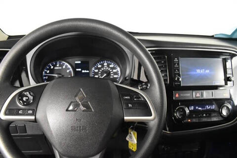 2018 Mitsubishi Outlander ES