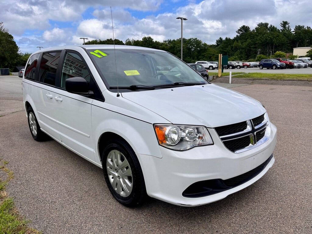 2017 Dodge Grand Caravan for sale at Dave Delaney's Columbia in Hanover, MA