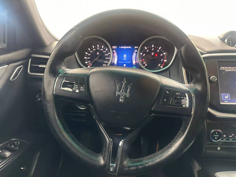 2015 Maserati Ghibli