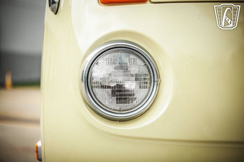1975 Volkswagen Bus