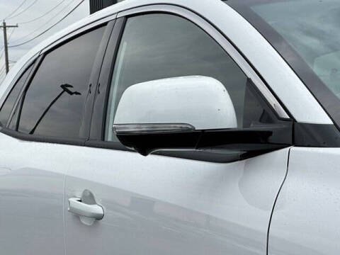 2025 VinFast VF8 Plus