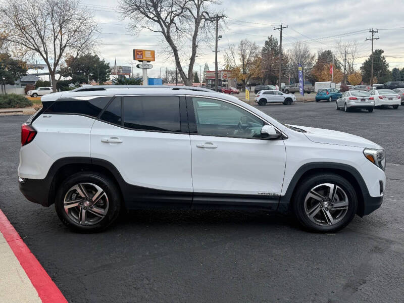 2020 GMC Terrain SLT