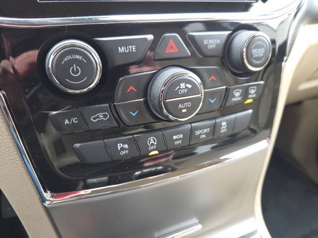 2022 Jeep Grand Cherokee WK Laredo E