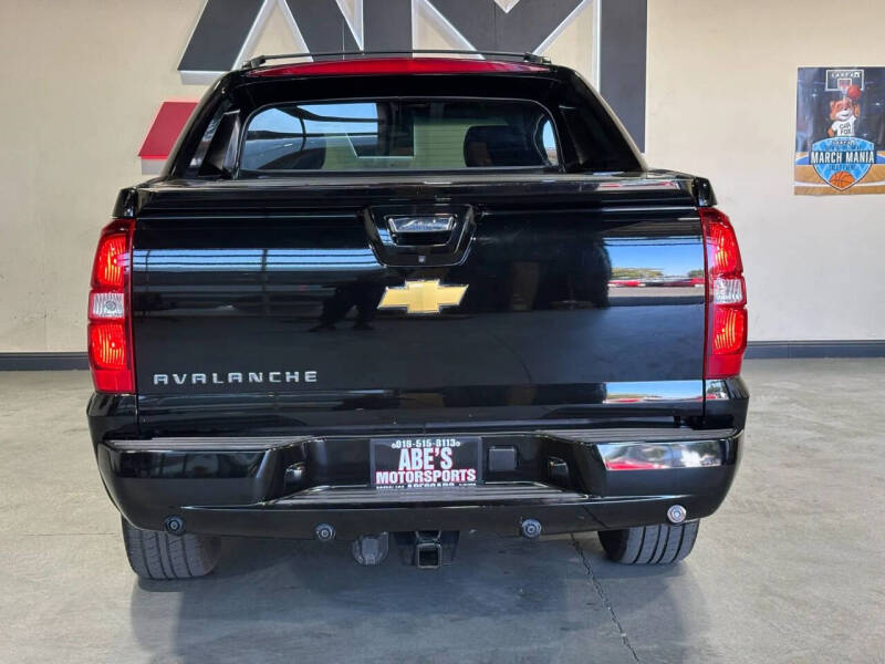 2013 Chevrolet Avalanche LTZ Black Diamond