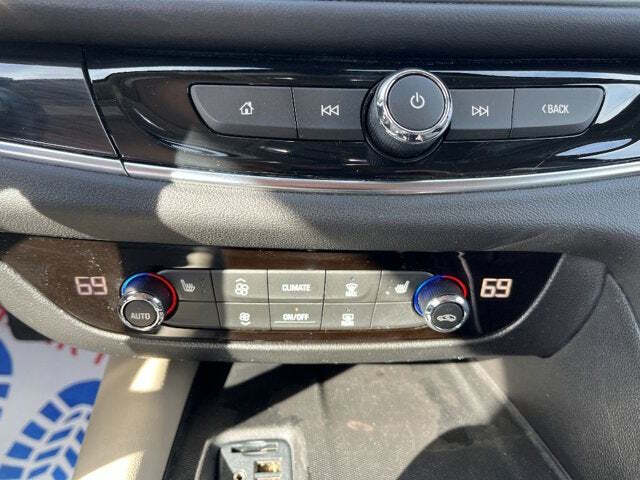 2020 Buick Enclave 23