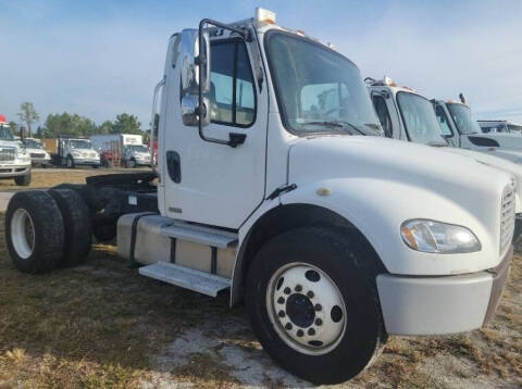 2005 Freightliner DAy Cab for sale at A F SALES & SERVICE in Indianapolis IN