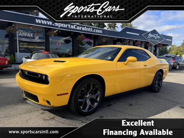 2018 Dodge Challenger SXT Plus