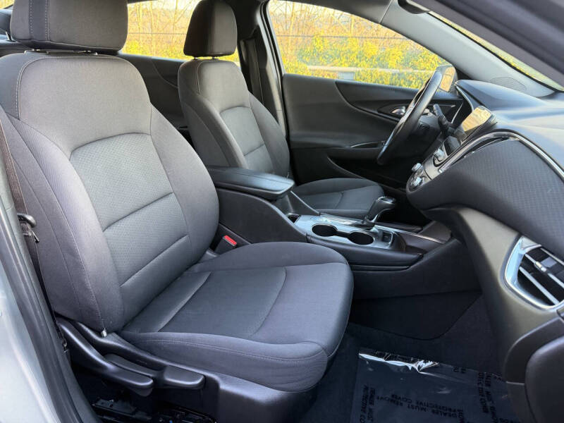 2017 Chevrolet Malibu LT