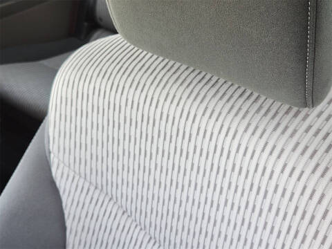 2016 Toyota Prius v Two